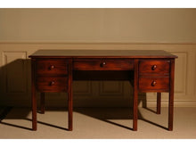 Load image into Gallery viewer, The Princeton Desk